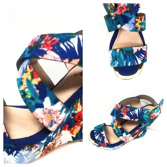 NEW! CUTE! MultiColor Platform Wedge! - Picture 10 of 12